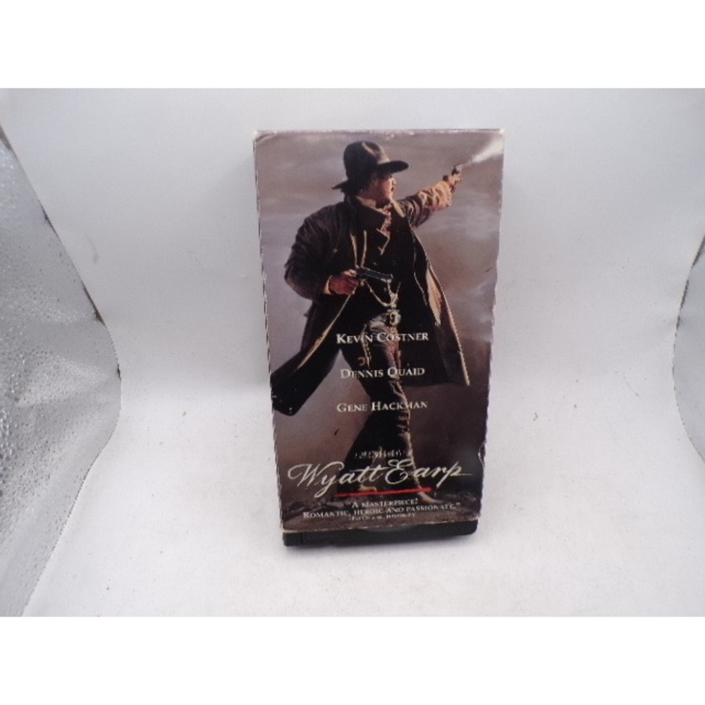 Wyatt Earp VHS 1994 Western Movie Kevin Costner Dennis Quaid Warner Home Video